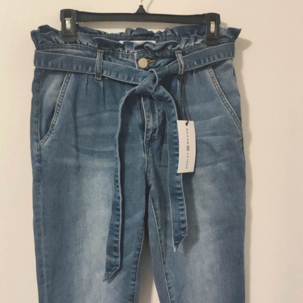Ashley Mason trendy Jeans